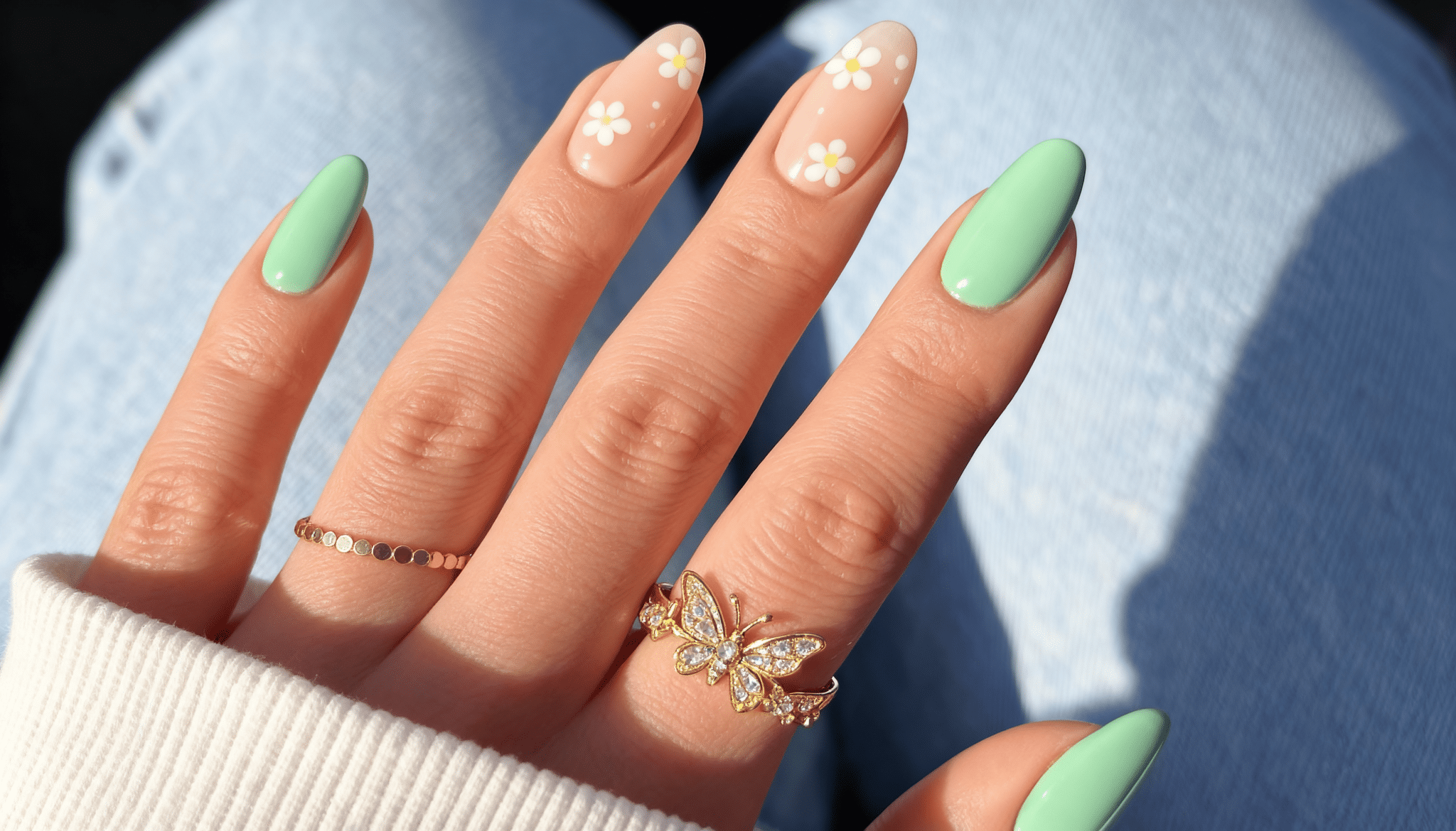 gel nails application